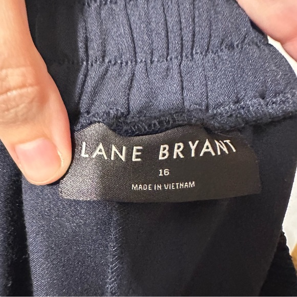 Lane Bryant Wide Leg Pull On Dress Pants - size 16 - Picture 4 of 4